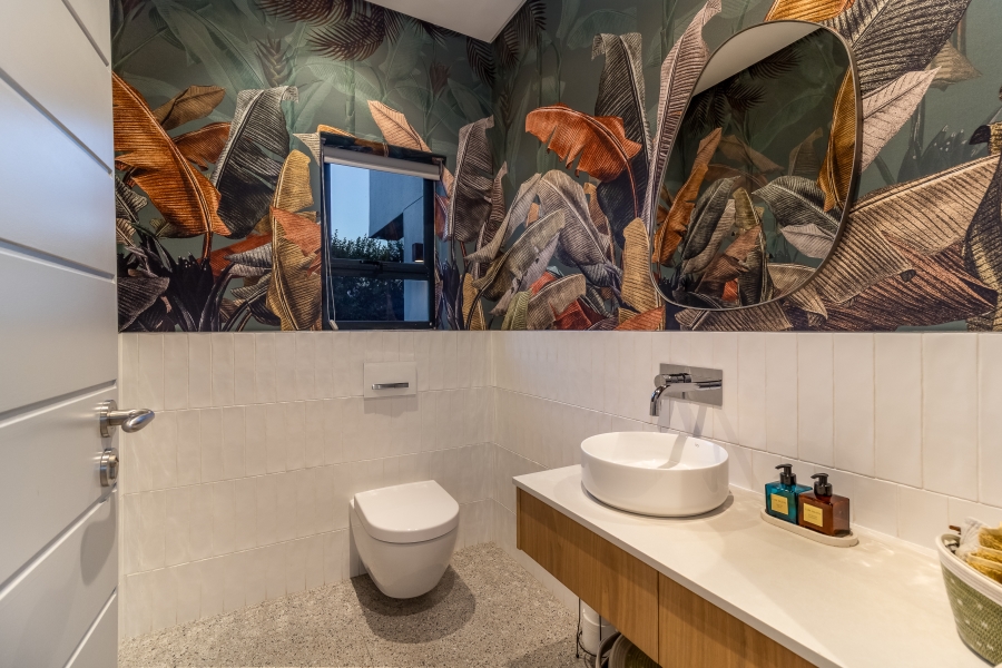 5 Bedroom Property for Sale in Pearl Valley at Val de Vie Western Cape